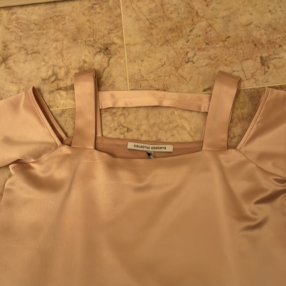 Pink silk blouse - Picture 2 of 3